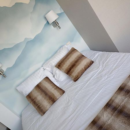 Hotel De Champagne Еперне Екстериор снимка
